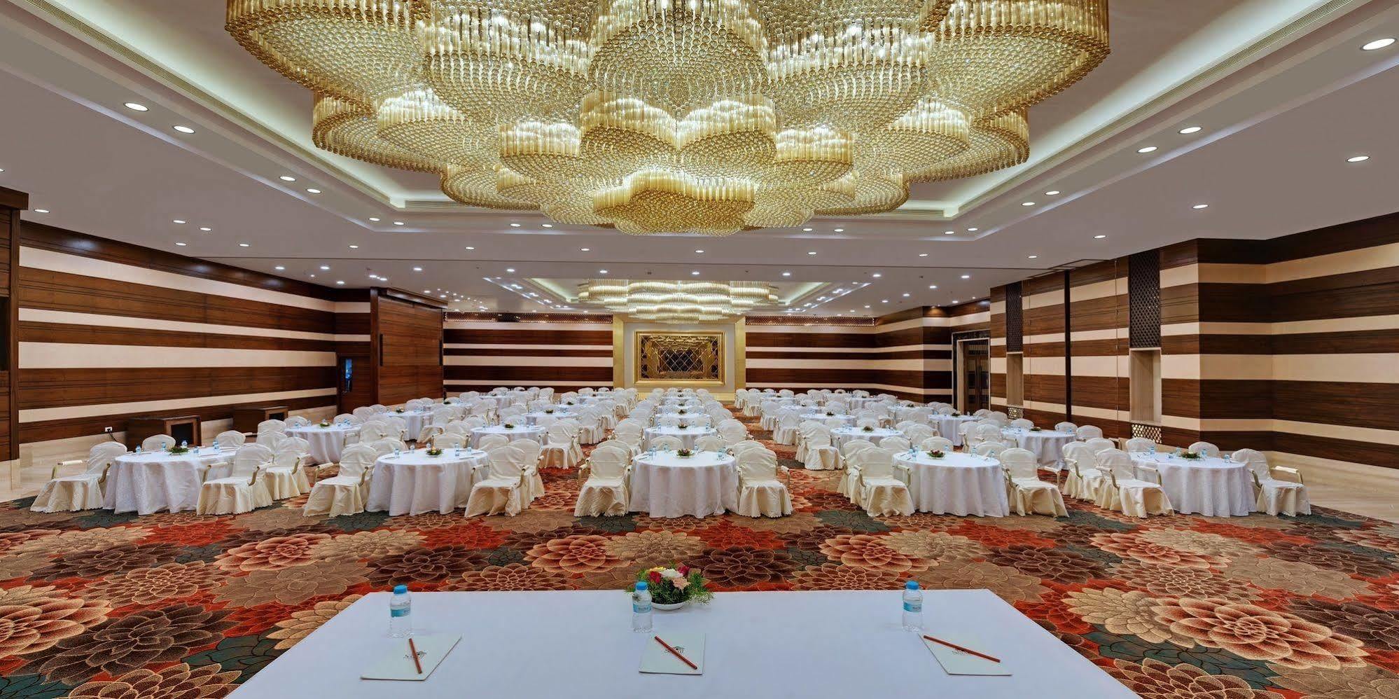 Sayaji Kolhapur Hotel Exterior foto